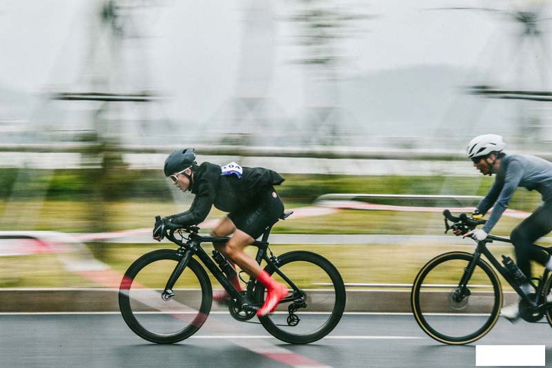 Precautions for riding in the rain