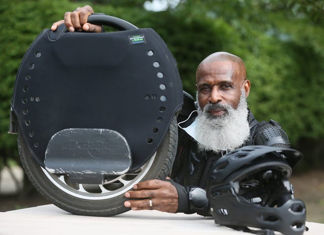Electric sale monowheel bike