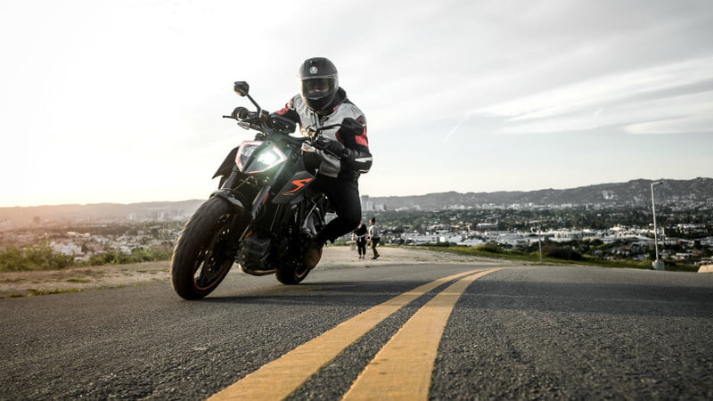 What Motorcycle Should I Get? A Guide to the Best Motorcycle Types - blog - 11