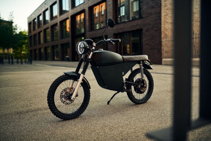 Black Tea Elektresch Veloen Motocycletten