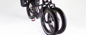 The Rungu Double-Wheel e-Bike Brings Serious Power to Off-roading The Rungu Double-Wheel e-Bike Brings Serious Power to Off-roading