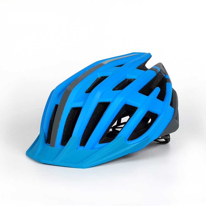Smart Bicycle Helmet with Tail Light Riding Equipment