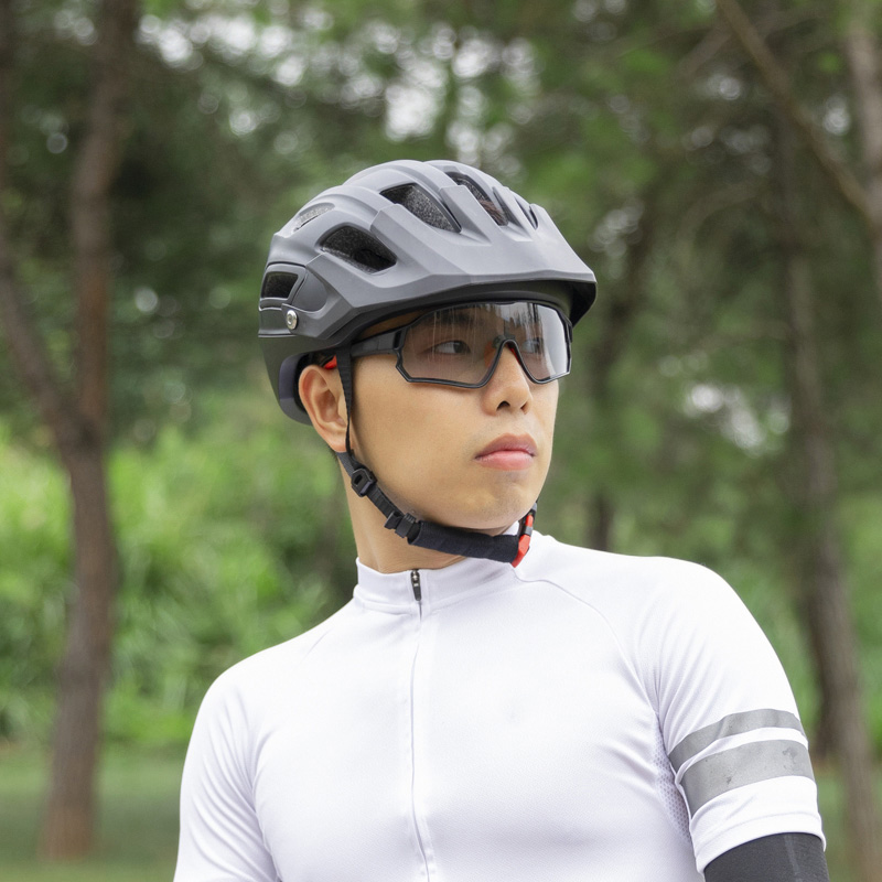 Reasons to Always Wear Cycling Glasses