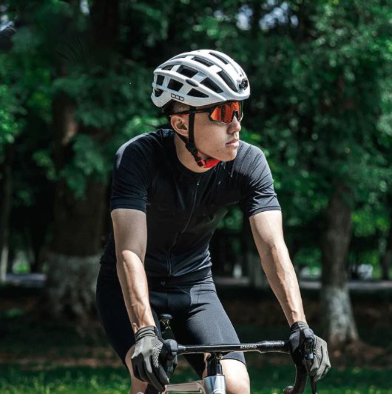 Cycling Helmet Intergrally-molded Bicycle Light Helmet - Cycling Helmet - 9